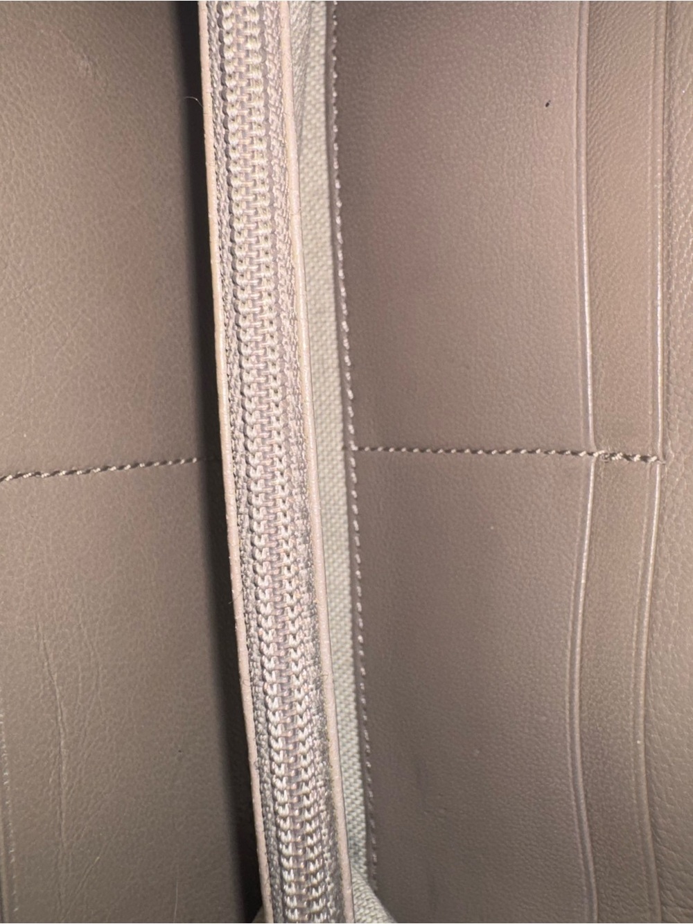 Jimmy Choo Metallic Taupe Star- studded glitter Zip wallet with COA’s - Picture 5 of 8